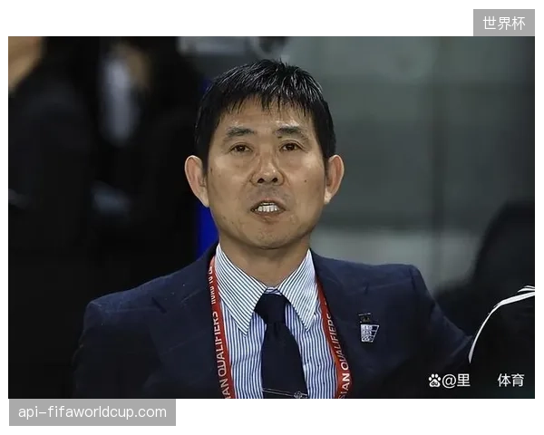 森保一公布史上最“欧”阵容，三笘薰意外伤缺考验蓝武士进攻体系